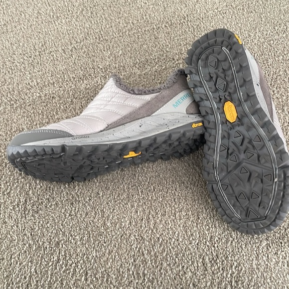 Merrill Insulated Women’s Slip On - Picture 3 of 3